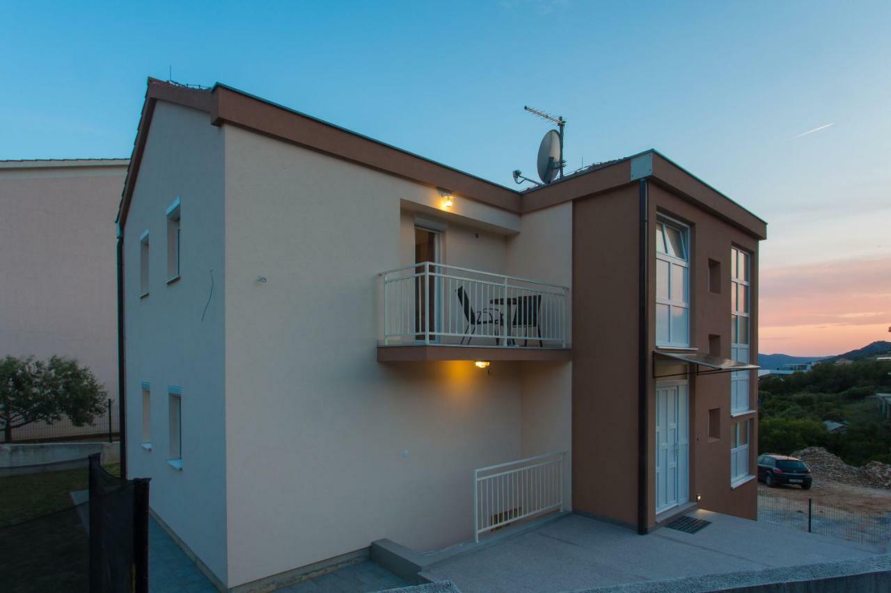 Villa Honey Seget Vranjica Exterior photo